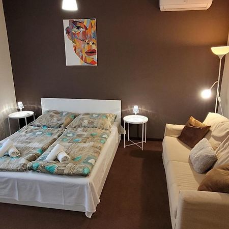 Doris Apartments Siófok Esterno foto